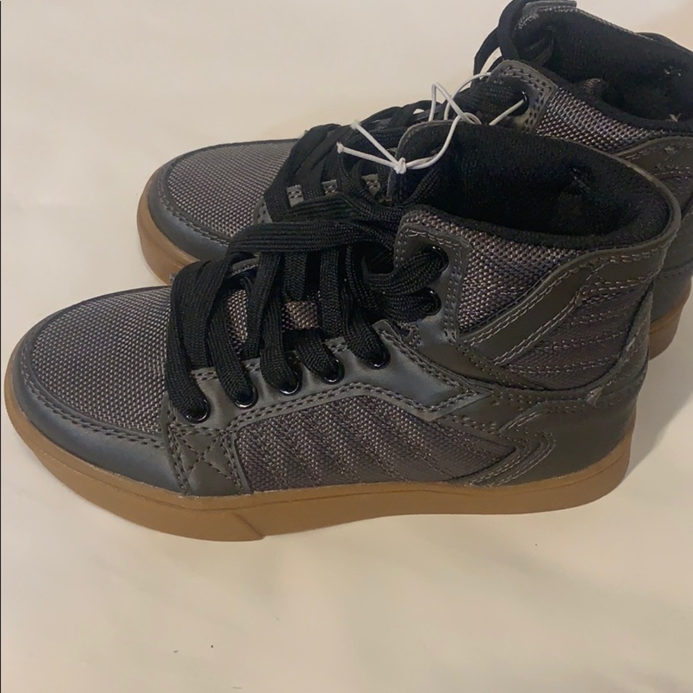 Boys shoes Boys and girls Small size 13